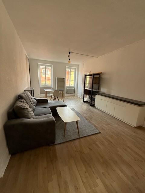  Appartement � louer 2 pi�ces 53 m�