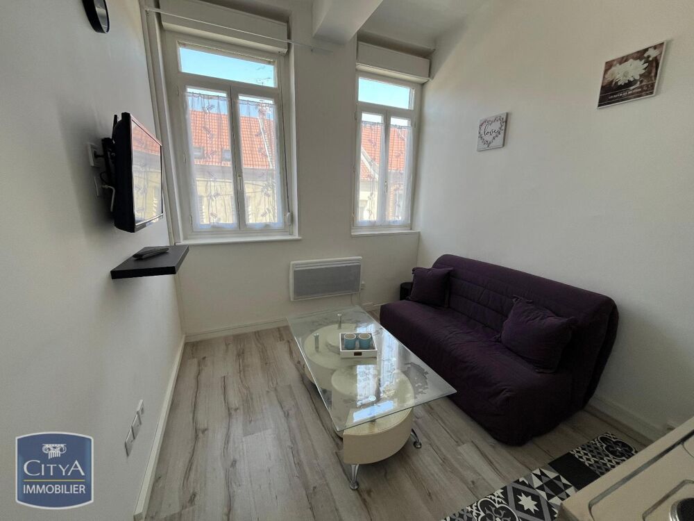 À LOUER Nous vous proposons un appartement T2 situé à De....
