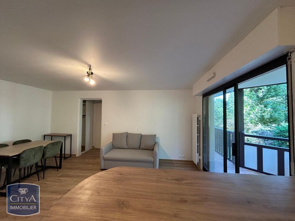 location Appartement - 2 pièce(s) - 38 m² Tourgéville (14800)
