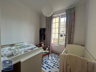  Appartement à louer 5 pièces 109 m²