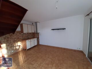  Appartement à louer 1 pièce 28 m²