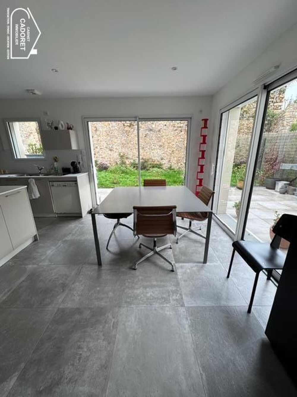 OPPORTUNITE MAISON récente avec 3 chambres Jardin et gar....