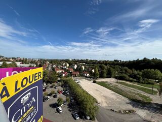 Appartement à louer 3 pièces 56 m²