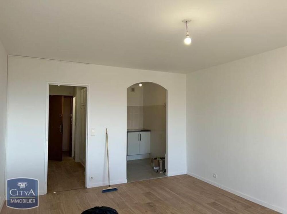 location Appartement - 2 pièce(s) - 61 m² Nice (06200)