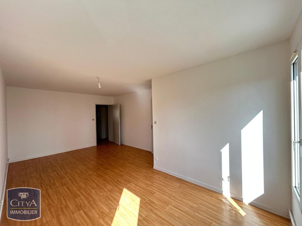 À LOUER : Appartement rénové T3 situé à Belfort, dans le....