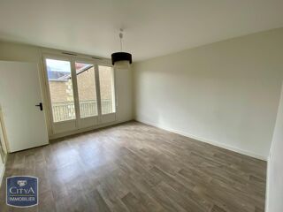  Appartement à louer 1 pièce 26 m²