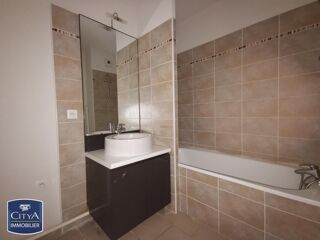  Appartement à louer 2 pièces 44 m²