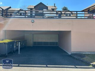  Parking / Garage à louer 15 m²