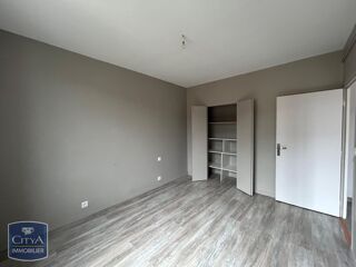  Appartement à louer 3 pièces 64 m²