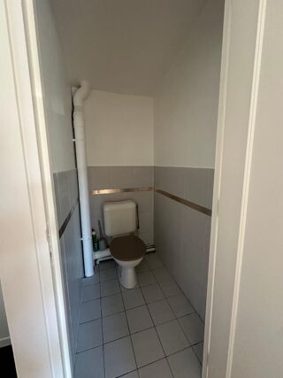  Maison à louer 5 pièces 98 m²