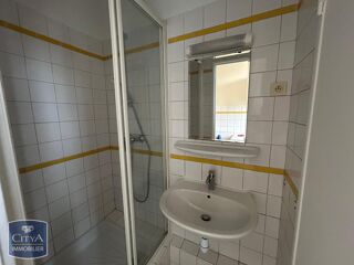  Appartement à louer 2 pièces 43 m²