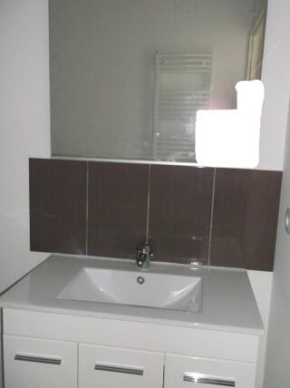  Appartement à louer 2 pièces 45 m²