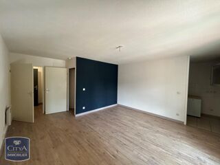  Appartement à louer 2 pièces 49 m²