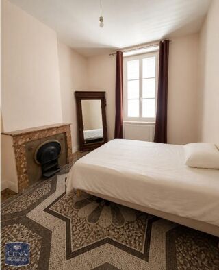  Appartement à louer 4 pièces 96 m²