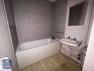  Appartement à louer 4 pièces 67 m²