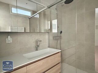  Appartement à louer 3 pièces 59 m²