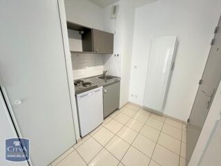  Appartement à louer 2 pièces 30 m²