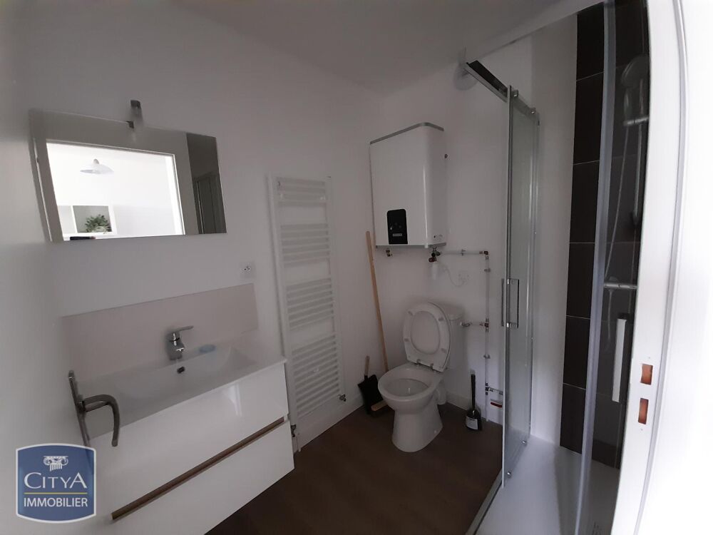 location Appartement - 1 pièce(s) - 23 m² Changé (53810)