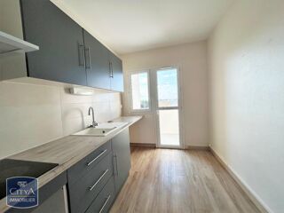  Appartement à louer 3 pièces 74 m²