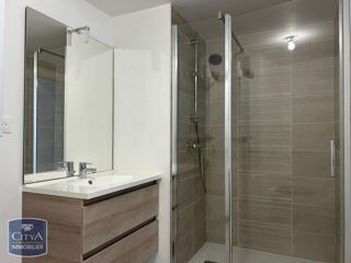  Appartement à louer 3 pièces 61 m²