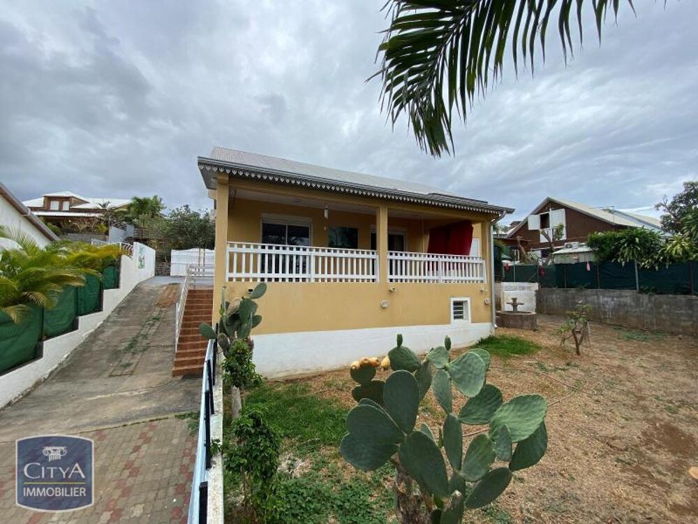 location Maison - 5 pièce(s) - 125 m² Saint-Gilles Les Bains (97434)