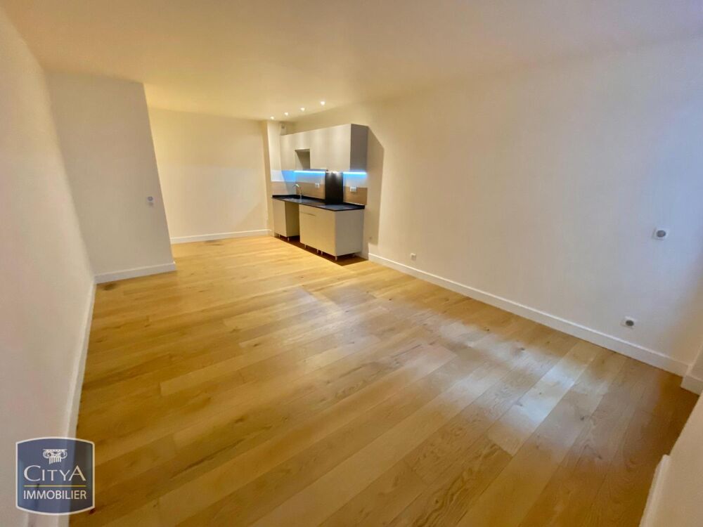 location Appartement - 3 pièce(s) - 64 m² Toulon (83000)