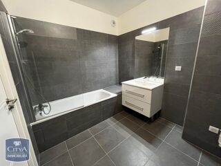  Appartement à louer 2 pièces 50 m²