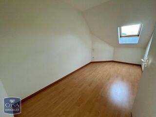  Appartement � louer 4 pi�ces 71 m�