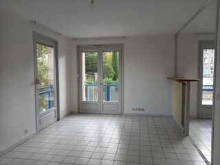  Appartement à louer 2 pièces 53 m²