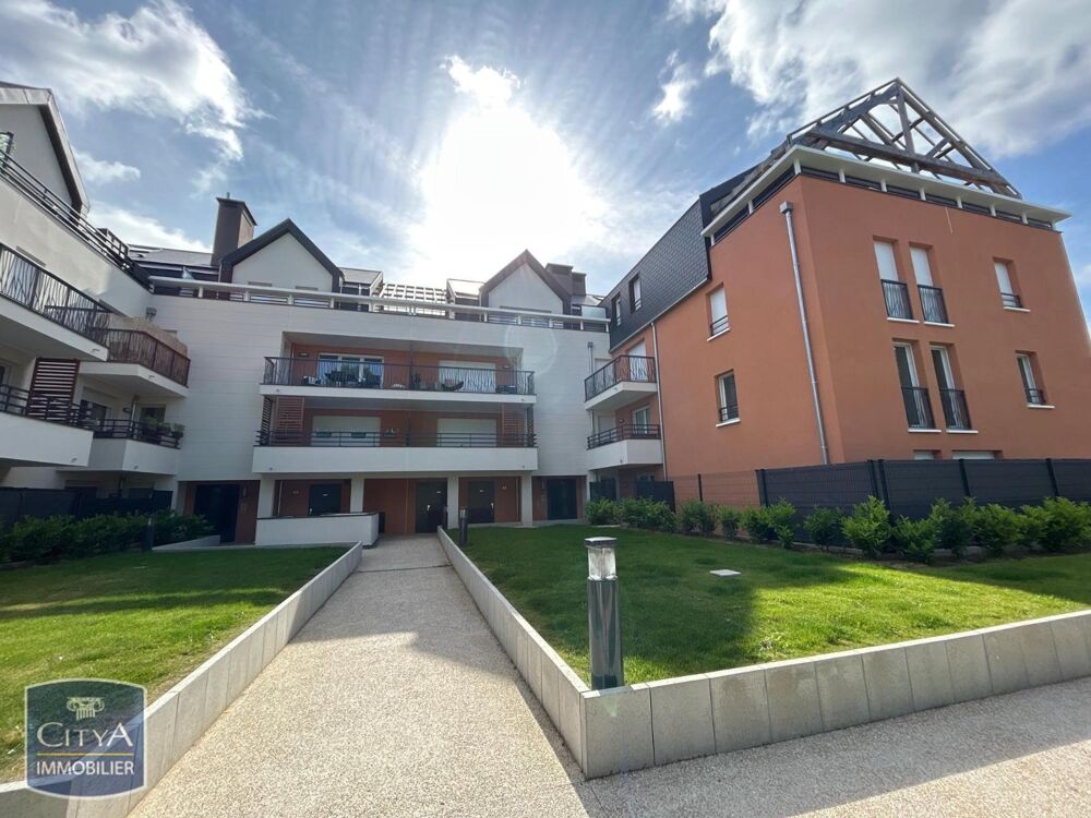 location Parking / Garage Émerainville (77184)