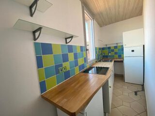  Appartement à louer 3 pièces 81 m²