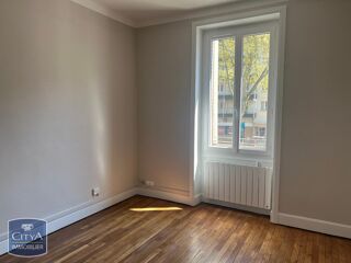  Appartement à louer 2 pièces 34 m²
