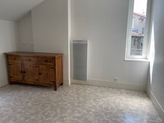  Appartement à louer 3 pièces 61 m²