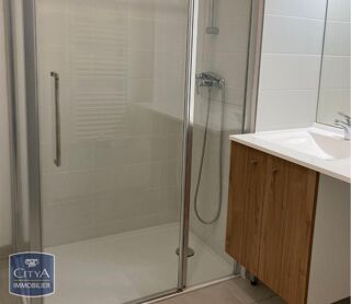  Appartement à louer 3 pièces 59 m²