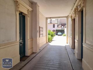  Appartement à louer 3 pièces 74 m²