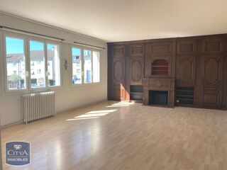  Appartement à louer 4 pièces 116 m²