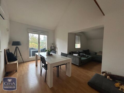   Location Appartement Appartement - 6 pièce(s) - 108 m²