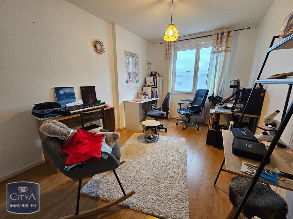 APPARTEMENT 3 PIECES 63 M² - PARKING ET BALCON Libre le ....