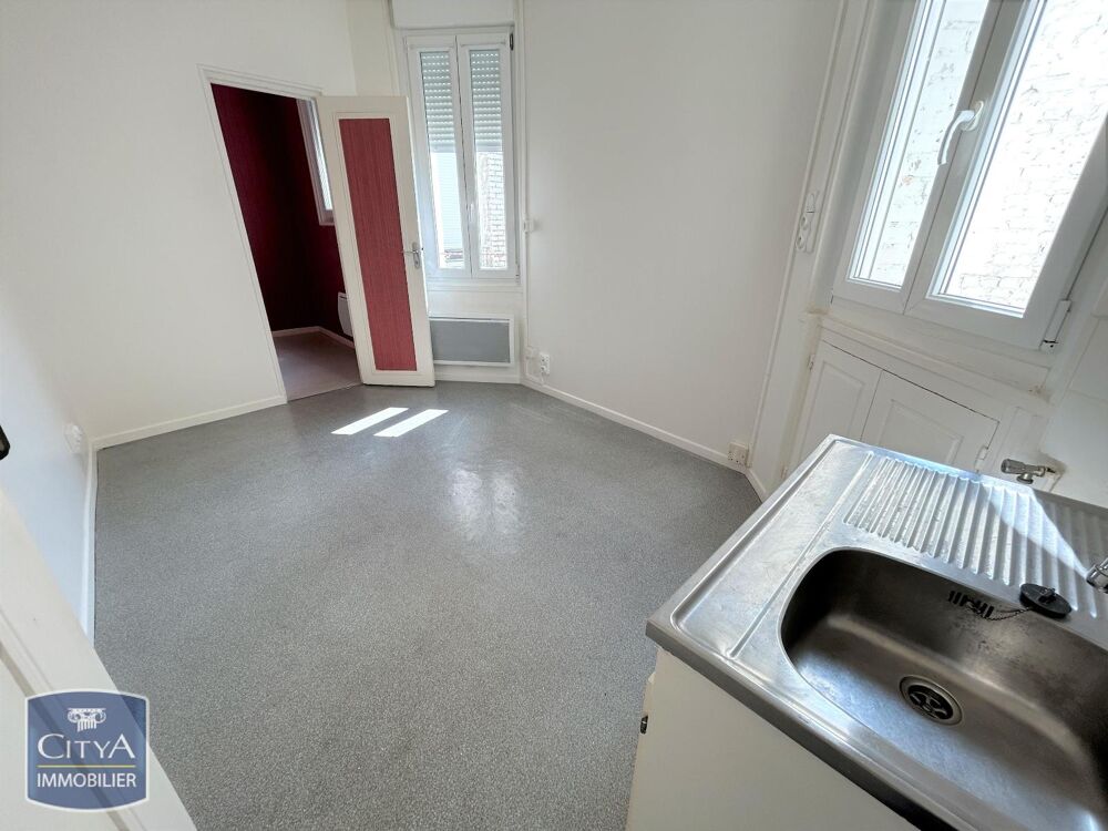 À LOUER : Charmant appartement T1 situé en plein coeur de....