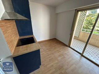  Appartement à louer 3 pièces 85 m²