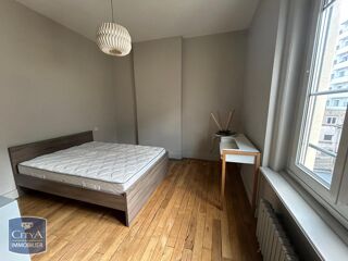  Appartement � louer 3 pi�ces 79 m�
