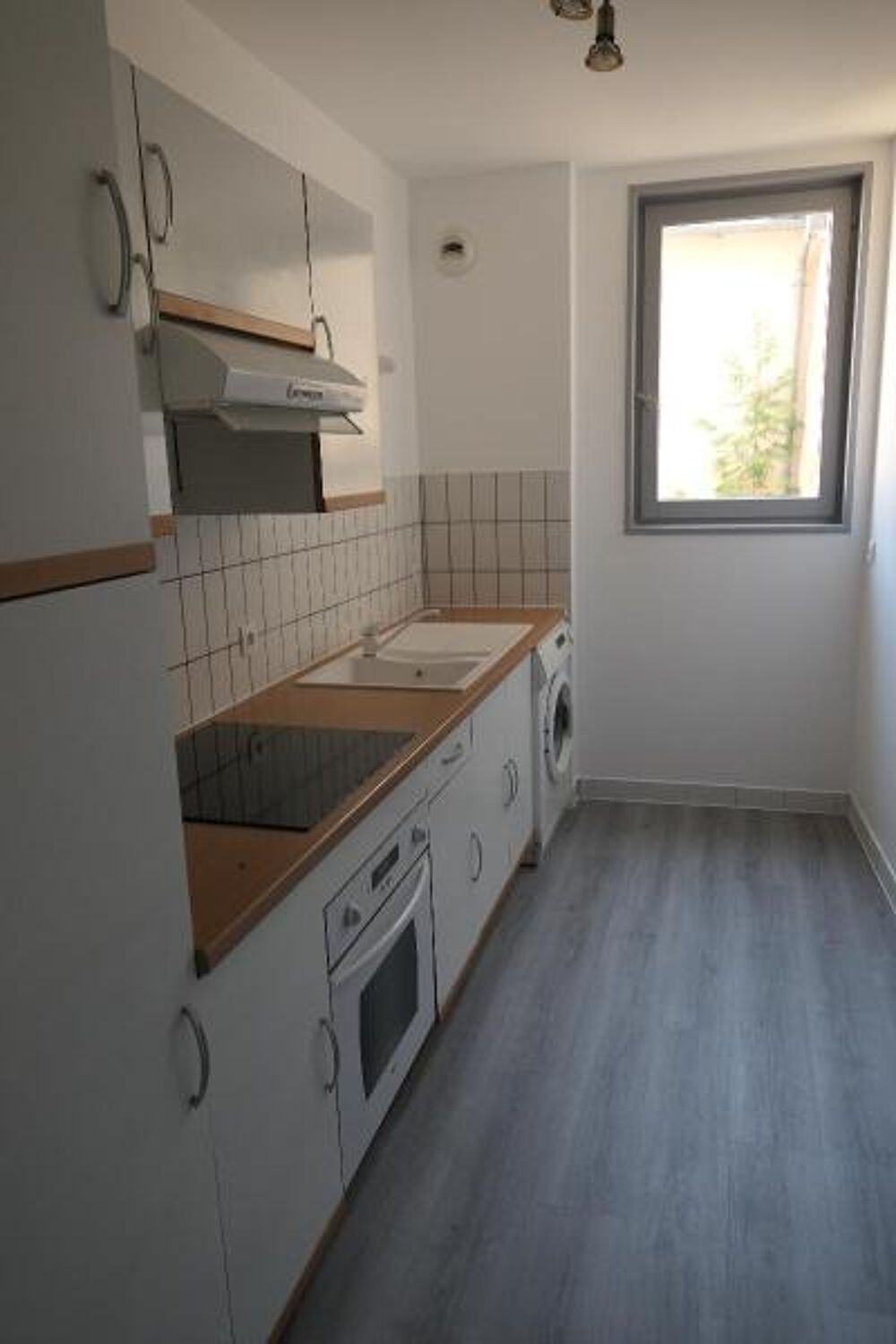 location Appartement - 3 pièce(s) - 57 m² Poitiers (86000)
