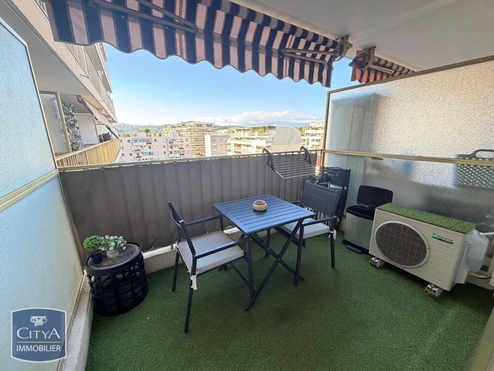 location Appartement - 1 pièce(s) - 23 m² Juan Les Pins (06160)