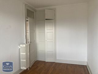  Appartement à louer 3 pièces 70 m²