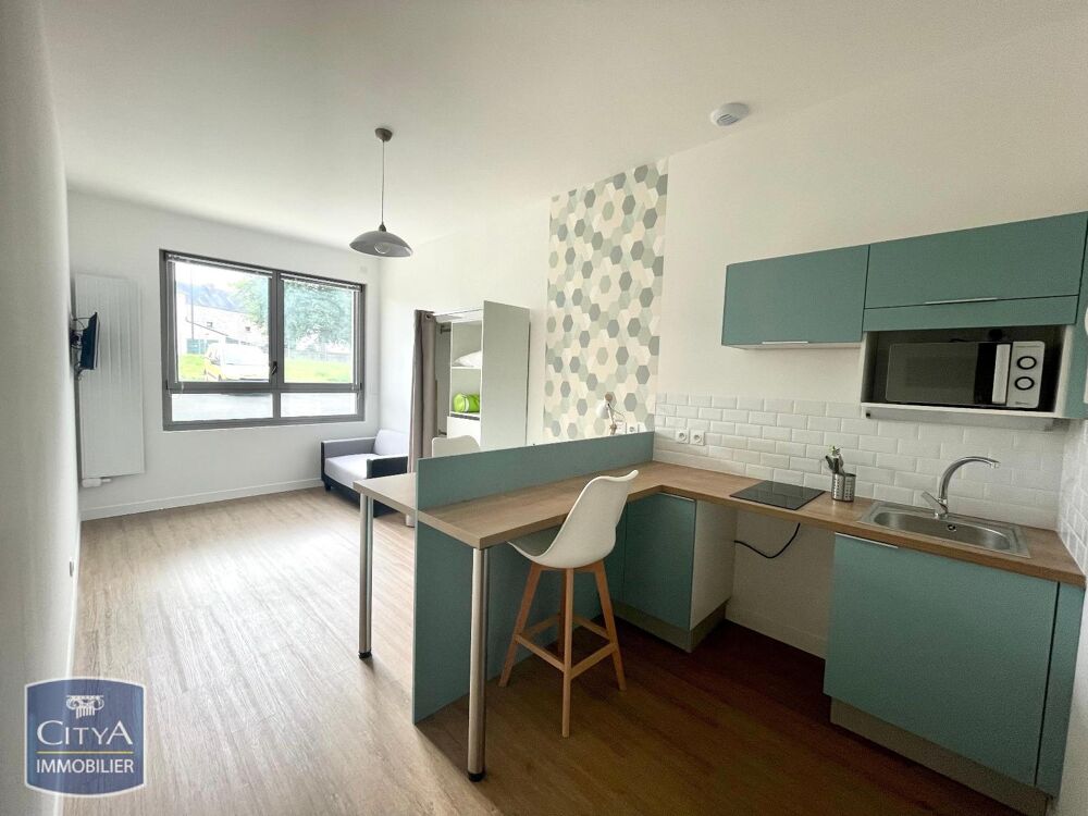 location Appartement - 1 pièce(s) - 26 m² Changé (53810)