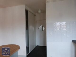  Appartement à louer 2 pièces 37 m²