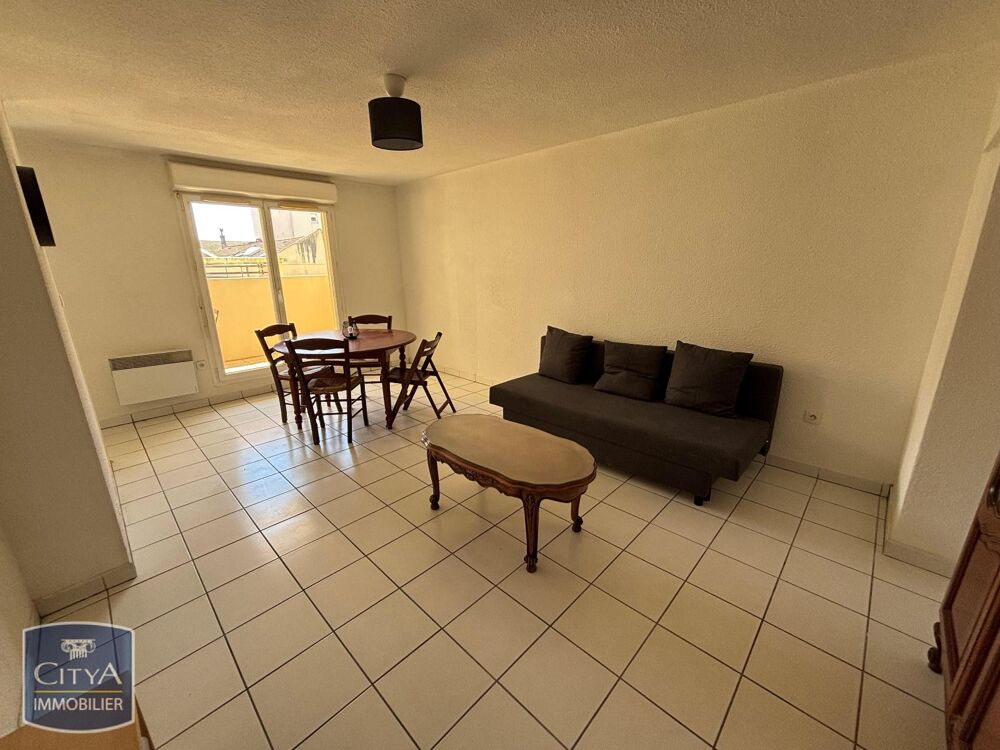 Université - À LOUER : Découvrez ce charmant appartement....