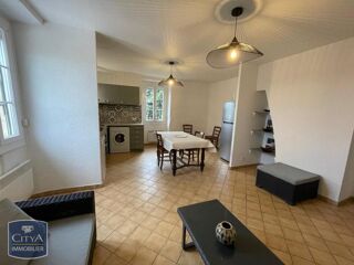  Appartement à louer 3 pièces 76 m²