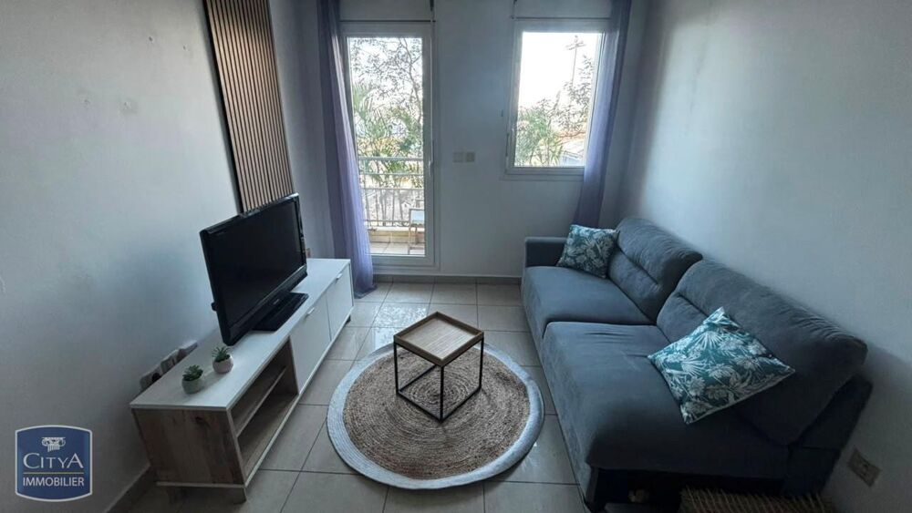 À LOUER : Appartement T2 à Sainte Clotilde, 97490 Nous v....