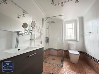  Appartement à louer 2 pièces 37 m²